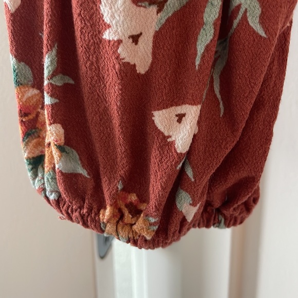 American Eagle Floral Print Top - Picture 6 of 7